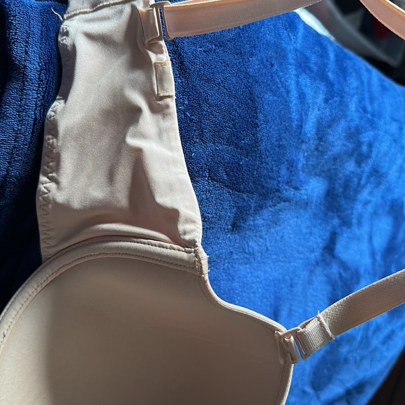 Chantelle Basic Invisible T- Shirt bra 34DDD - Picture 5 of 5